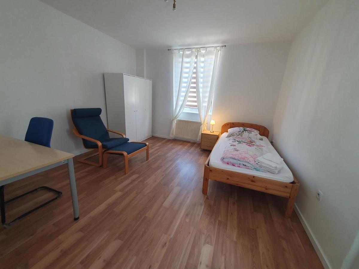 Privatzimmer An Der Uniklinik מיינץ מראה חיצוני תמונה